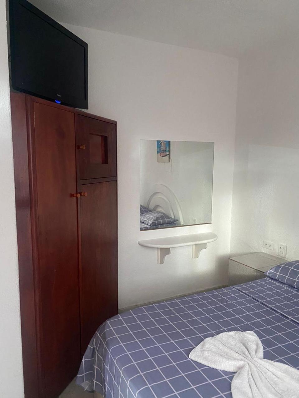 Hotel Brisas Del Mar 2022 Catia La Mar Bagian luar foto