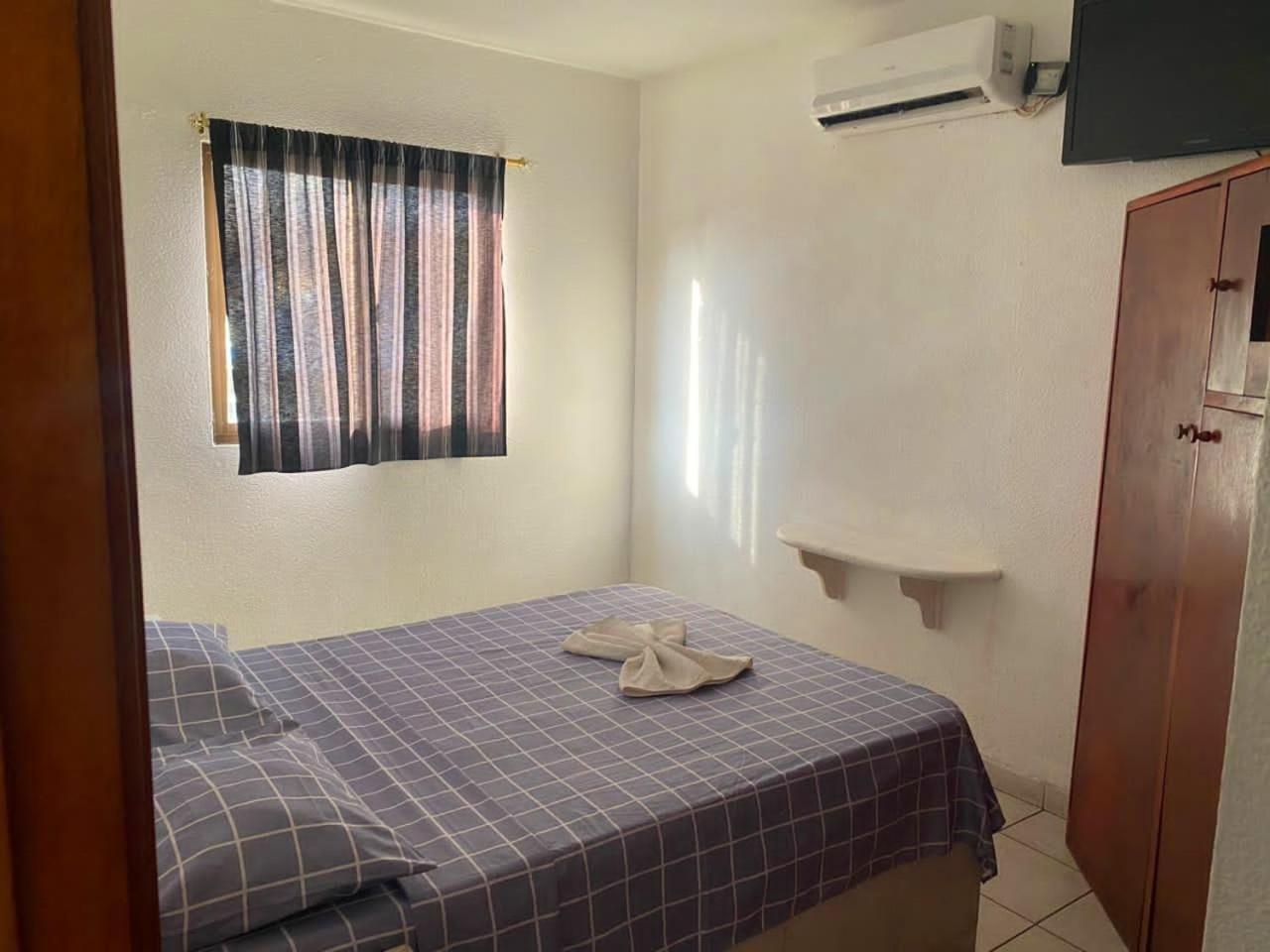 Hotel Brisas Del Mar 2022 Catia La Mar Bagian luar foto