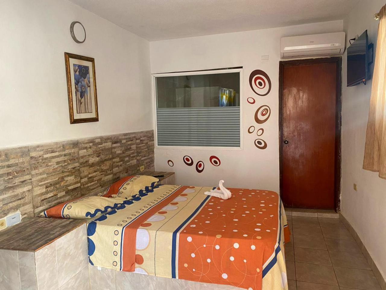 Hotel Brisas Del Mar 2022 Catia La Mar Bagian luar foto